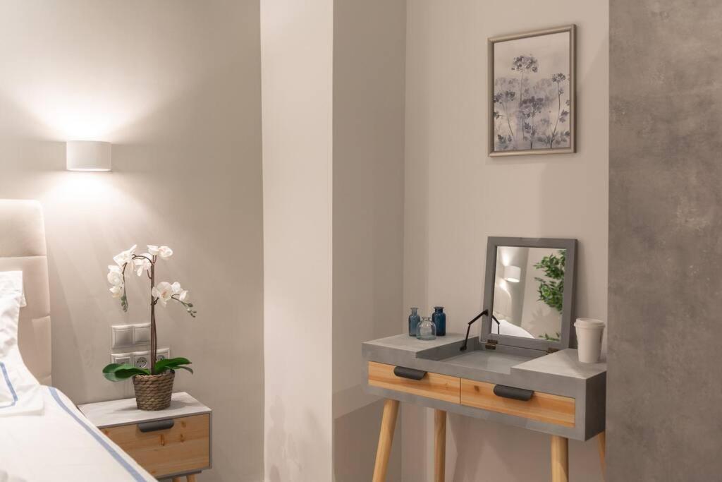 A11 Pristine & Comfy Studio Near Plaka & Parthenon Athènes Extérieur photo